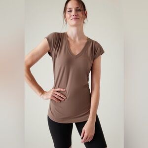 Athleta Women’s Outbound V-Neck Tan Short Sleeve Tee with Ruching - Medium